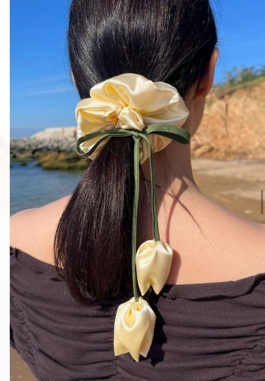 Tulip satin ribbon hair tie